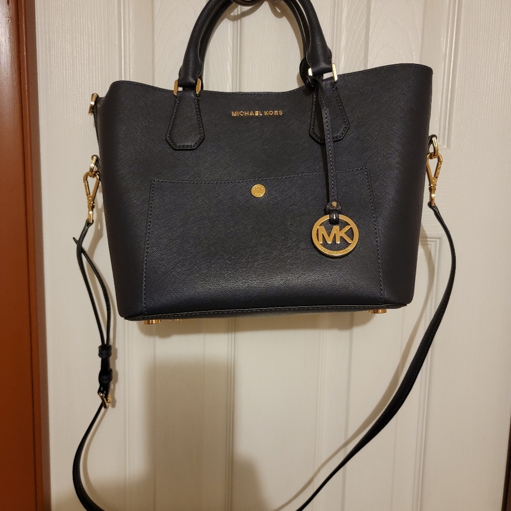 Michael Kors tote.